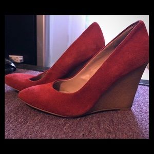 Zara red and tan suede wedge pumps